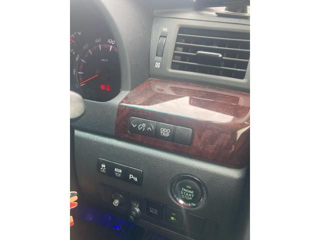 TOYOTA VELLFIRE 2014