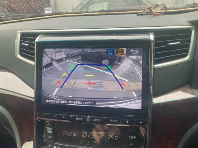 TOYOTA VELLFIRE 2014