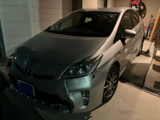 TOYOTA PRIUS 2012