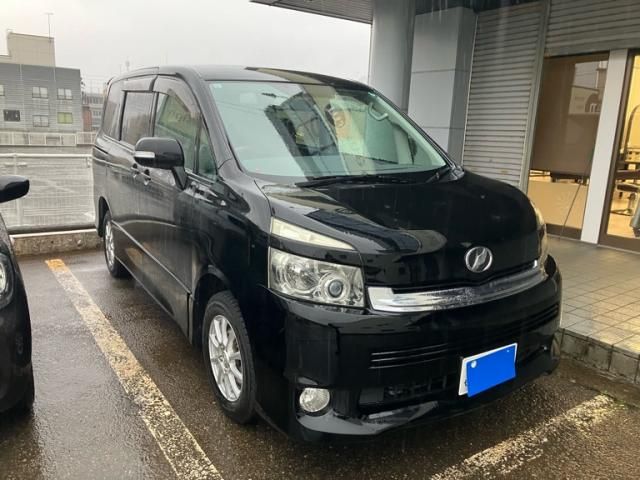 TOYOTA VOXY 4WD 2007