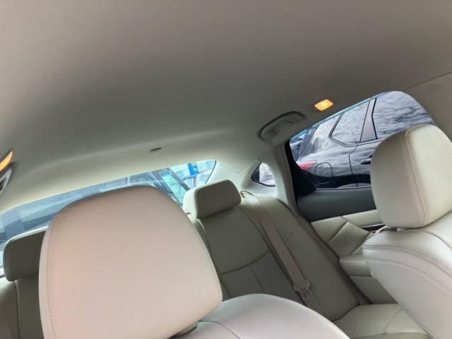 NISSAN FUGA HYBRID 2011