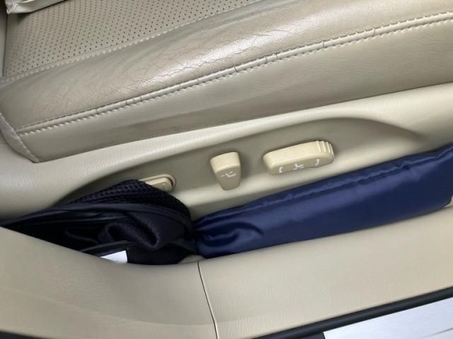 NISSAN FUGA HYBRID 2011