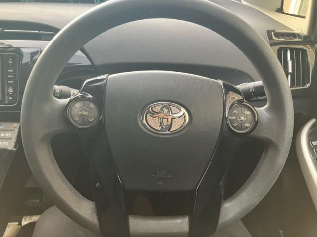 TOYOTA PRIUS 2014