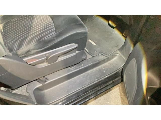 NISSAN SERENA  WG 2011