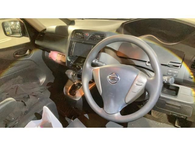 NISSAN SERENA  WG 2011