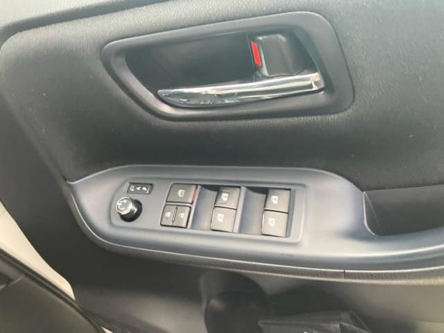 TOYOTA VOXY HYBRID 2017