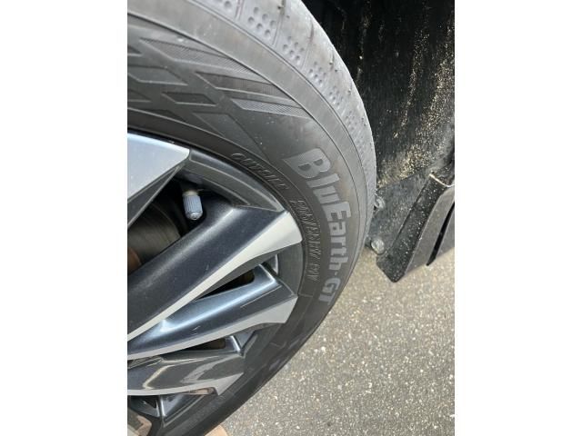 TOYOTA VOXY HYBRID 2023