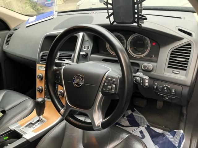 VOLVO VOLVO XC60 2011