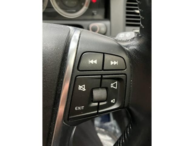 VOLVO VOLVO XC60 2011