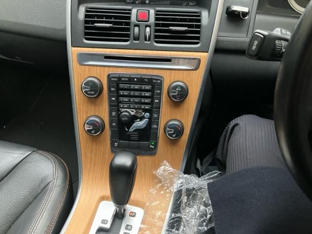 VOLVO VOLVO XC60 2011