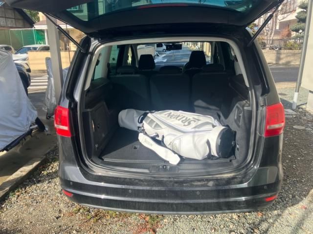 VOLKSWAGEN VOLKSWAGEN SHARAN 2011