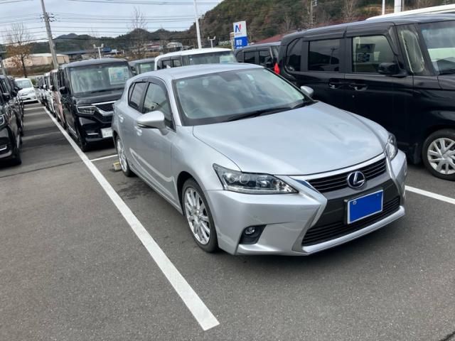 TOYOTA LEXUS CT200h 2015