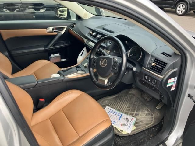TOYOTA LEXUS CT200h 2015
