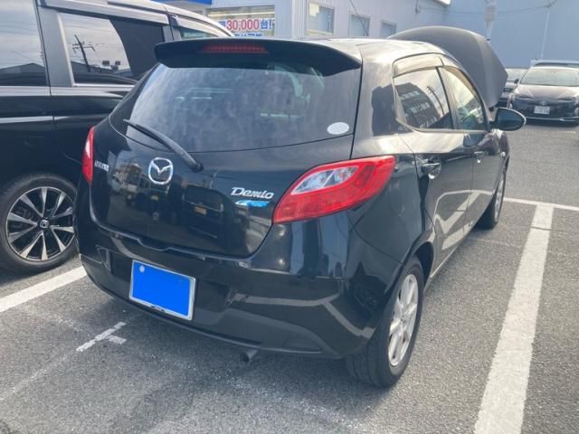MAZDA DEMIO 2011