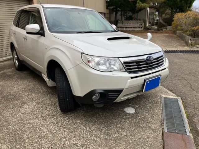 SUBARU FORESTER 2010