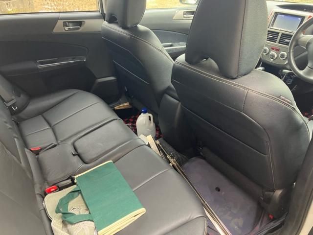 SUBARU FORESTER 2010