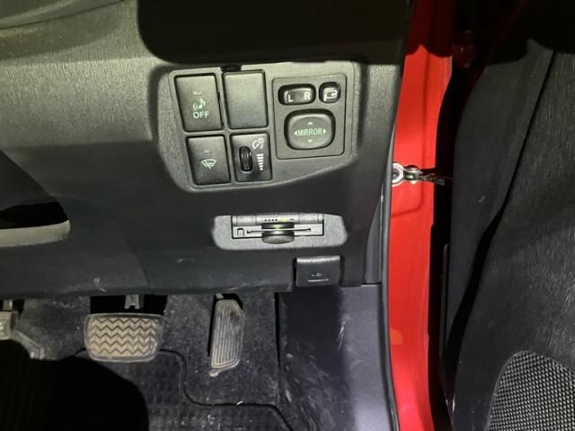 TOYOTA PRIUS PHV 2012