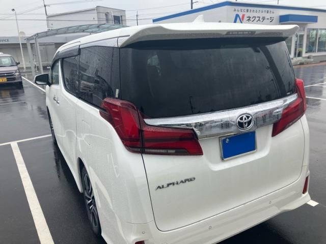 TOYOTA ALPHARD 2020