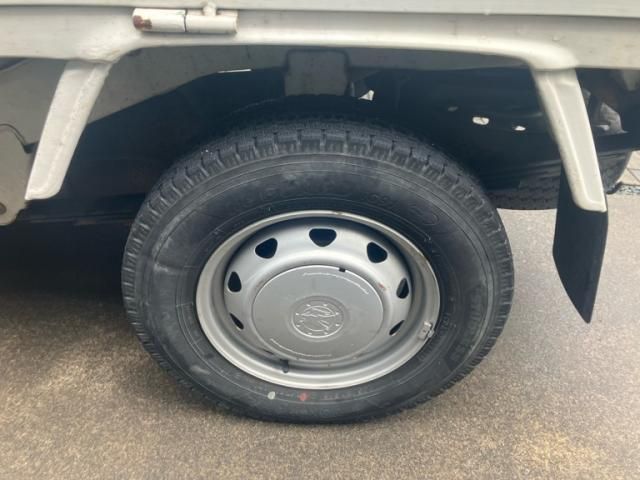 DAIHATSU HIJET truck 4WD 2002