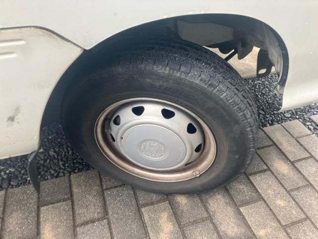 DAIHATSU HIJET truck 4WD 2002