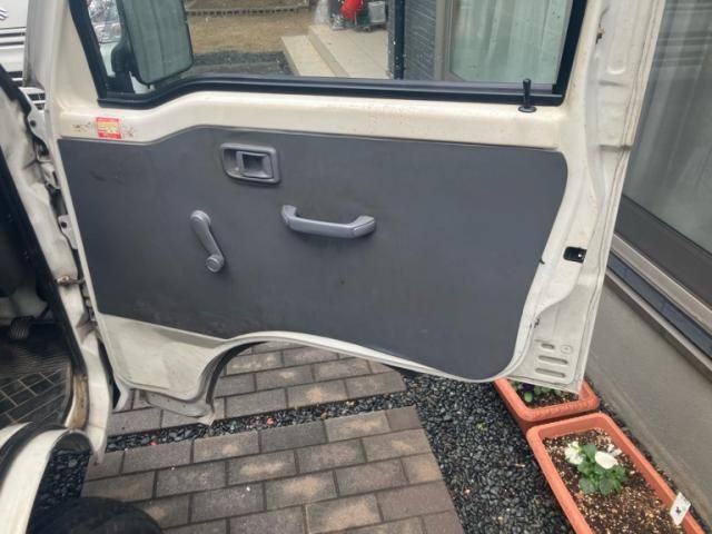 DAIHATSU HIJET truck 4WD 2002