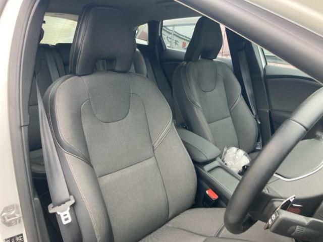 VOLVO VOLVO V40 CROSS COUNTRY 2017