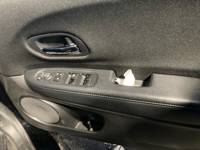 HONDA VEZEL 4WD 2014