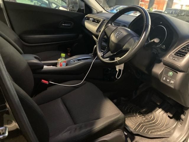 HONDA VEZEL 4WD 2014