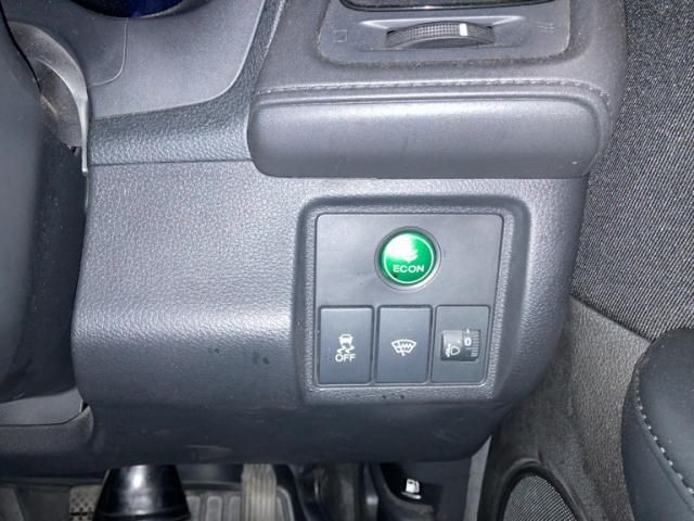 HONDA VEZEL 4WD 2014