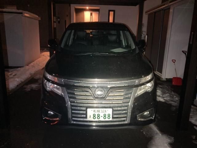 NISSAN ELGRAND  4WD 2014