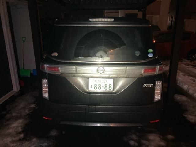 NISSAN ELGRAND  4WD 2014