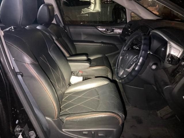 NISSAN ELGRAND  4WD 2014