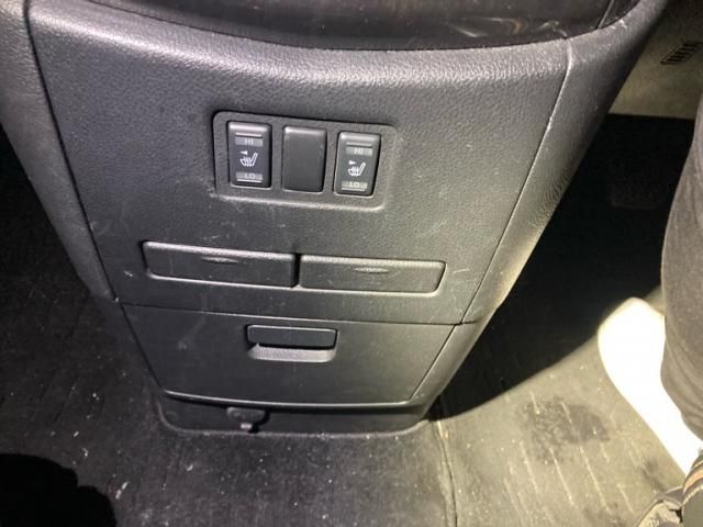 NISSAN ELGRAND  4WD 2014