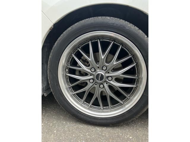 TOYOTA VOXY HYBRID 2017