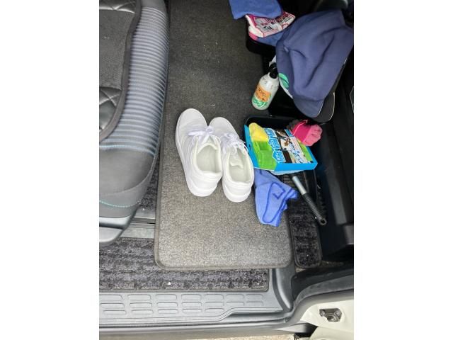 TOYOTA VOXY HYBRID 2017