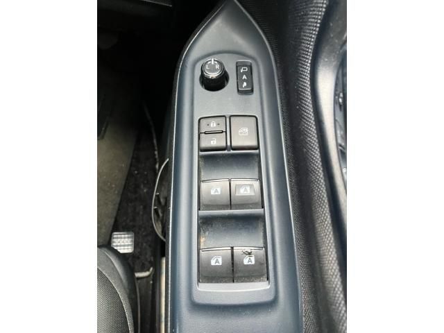 TOYOTA VOXY HYBRID 2017