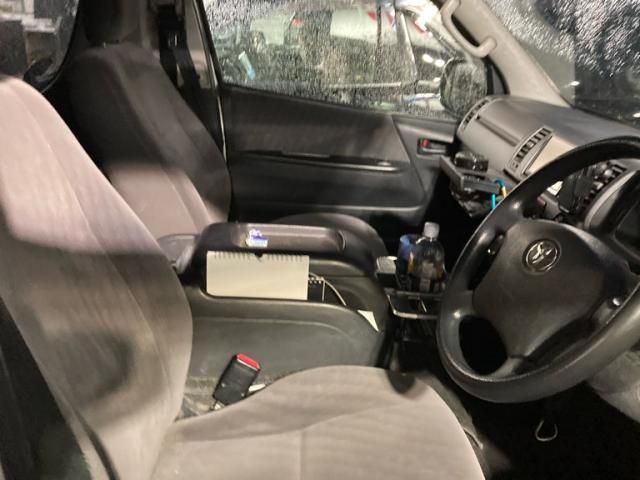 TOYOTA HIACE van 2WD 2011