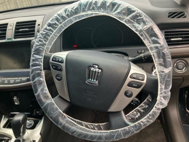 TOYOTA CROWN sedan 2012