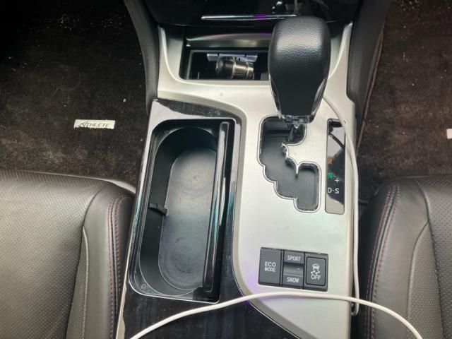 TOYOTA CROWN sedan 2012