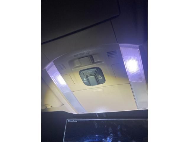 TOYOTA ALPHARD 4WD 2008