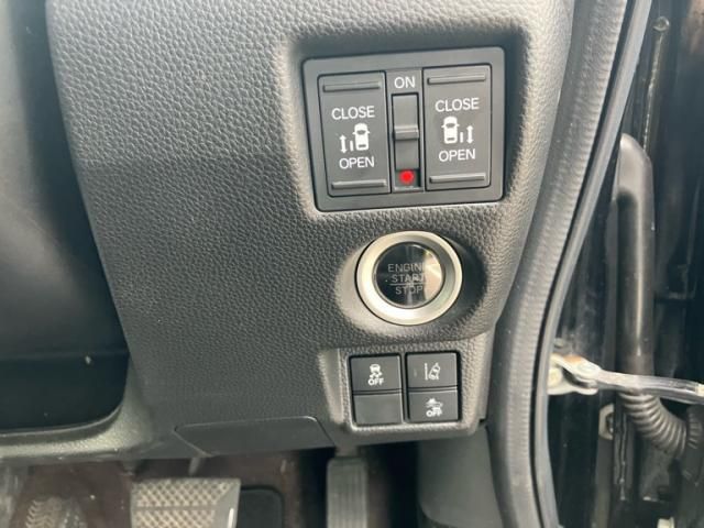 HONDA N BOX CUSTOM 2020