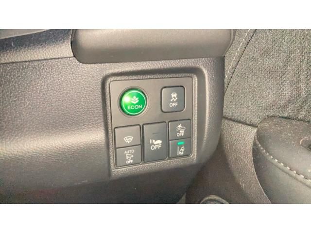 HONDA VEZEL HYBRID 2017