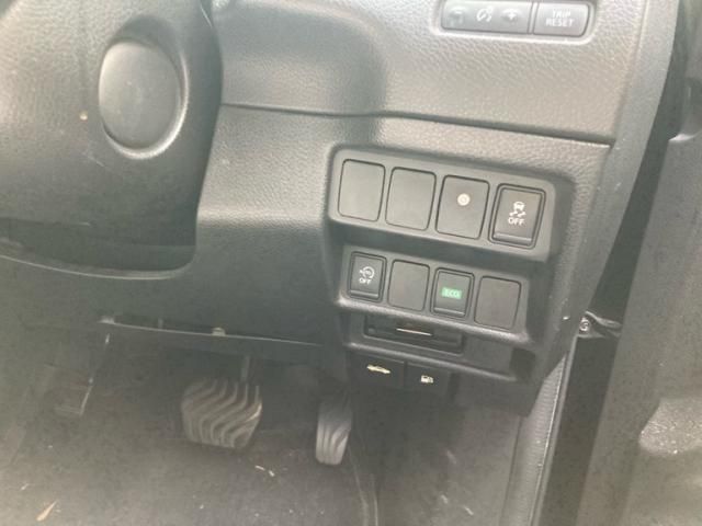 NISSAN X-TRAIL 2WD 2014