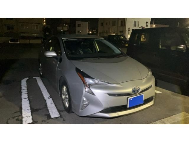 TOYOTA PRIUS 4WD 2017
