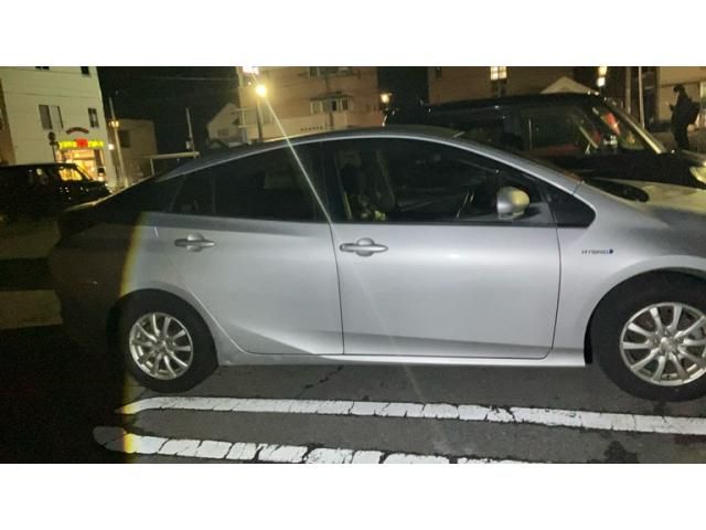 TOYOTA PRIUS 4WD 2017