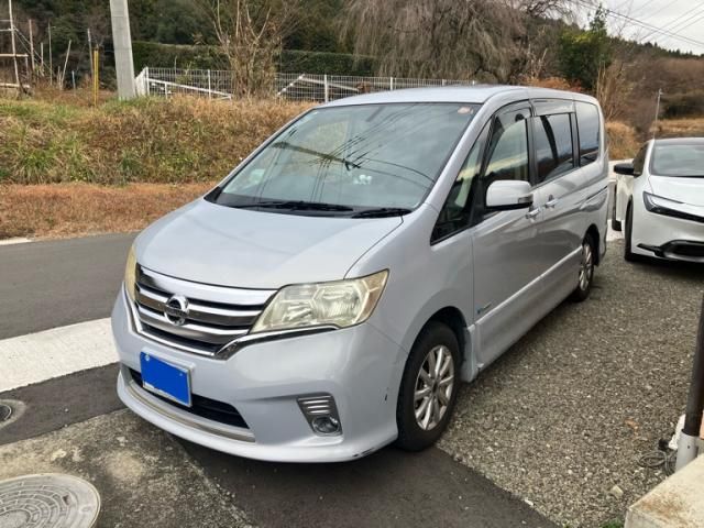 NISSAN SERENA  S-HYBRID 2013