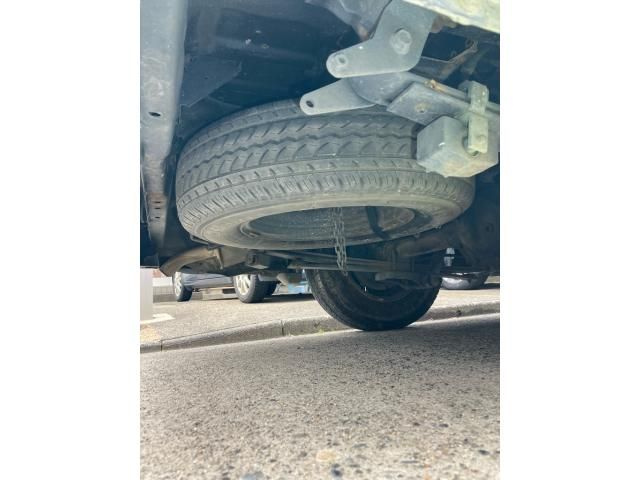 NISSAN NV350 CARAVAN 4WD 2014