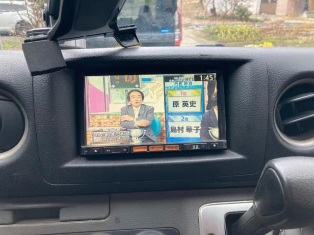 NISSAN NV350 CARAVAN 4WD 2014