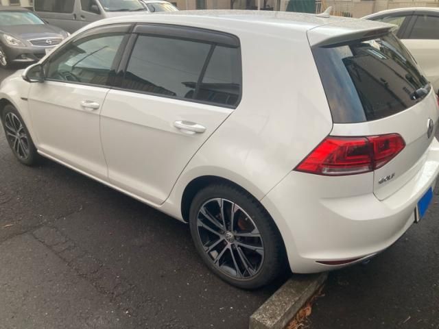 VOLKSWAGEN VOLKSWAGEN GOLF 2015