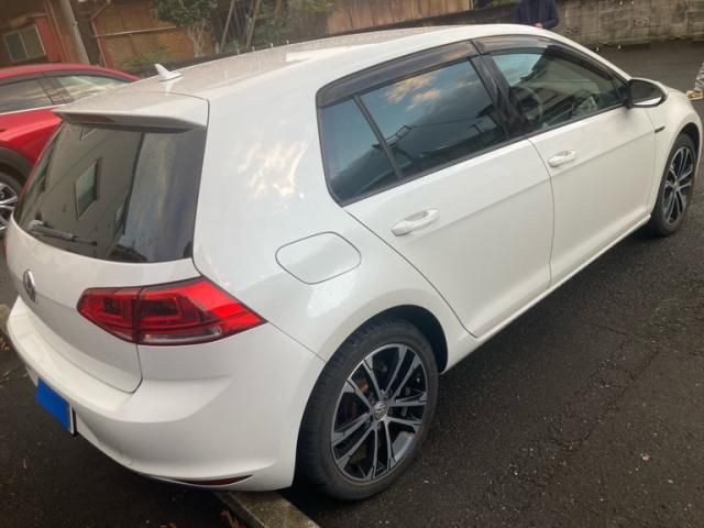 VOLKSWAGEN VOLKSWAGEN GOLF 2015